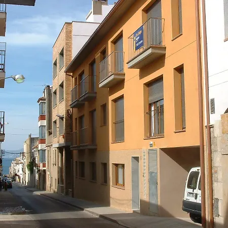 Apartment Enric Serra 1-5